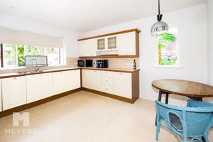 Photo 18- click for photo gallery